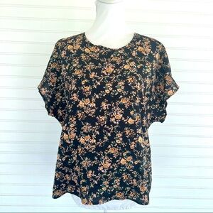 Floral blouse Size Large